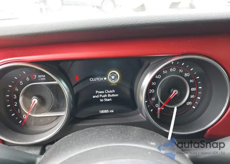 2021 Jeep Wrangler Unlimited Rubicon 4X4 z USA, uszkodzony, nr VIN 1C4HJXFG7MW527498